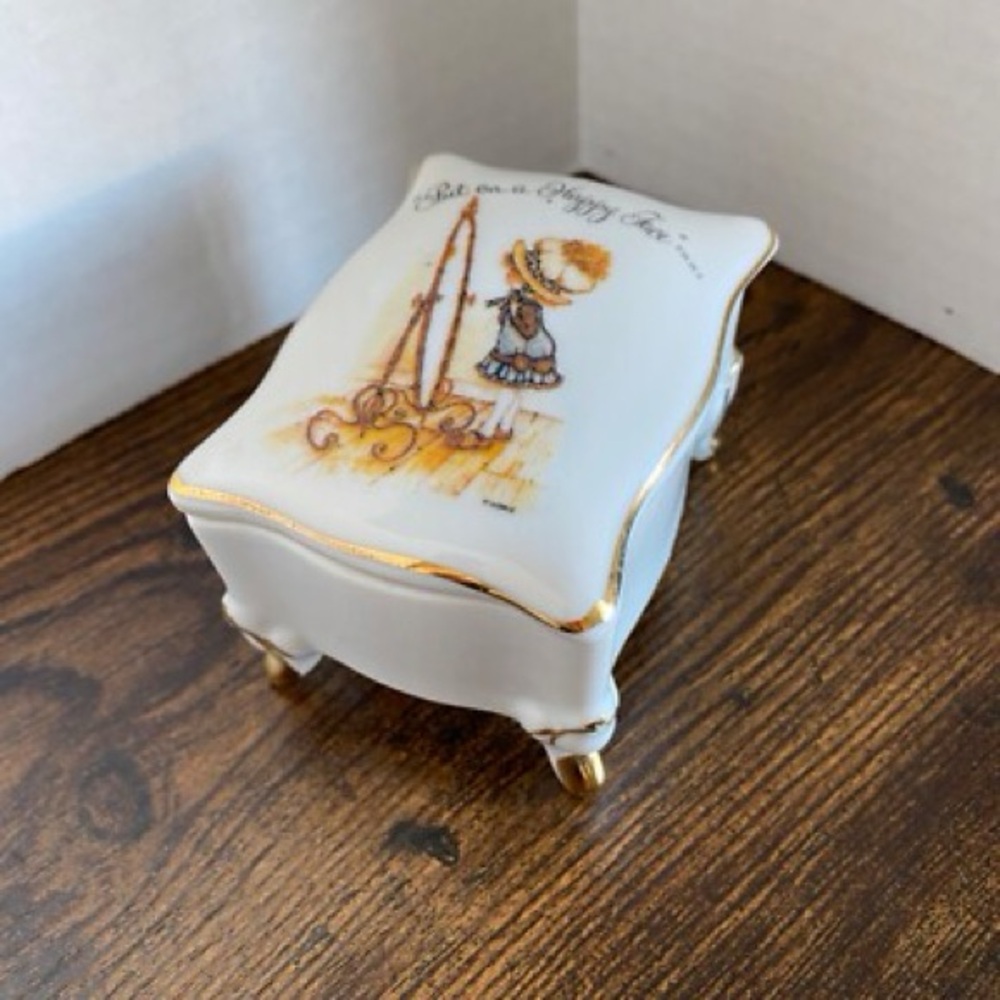Vintage Holly Hobbie Trinket Box